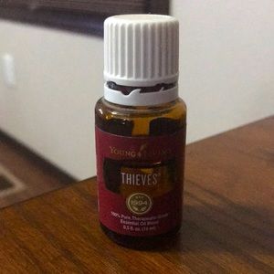 Young living thieves oil